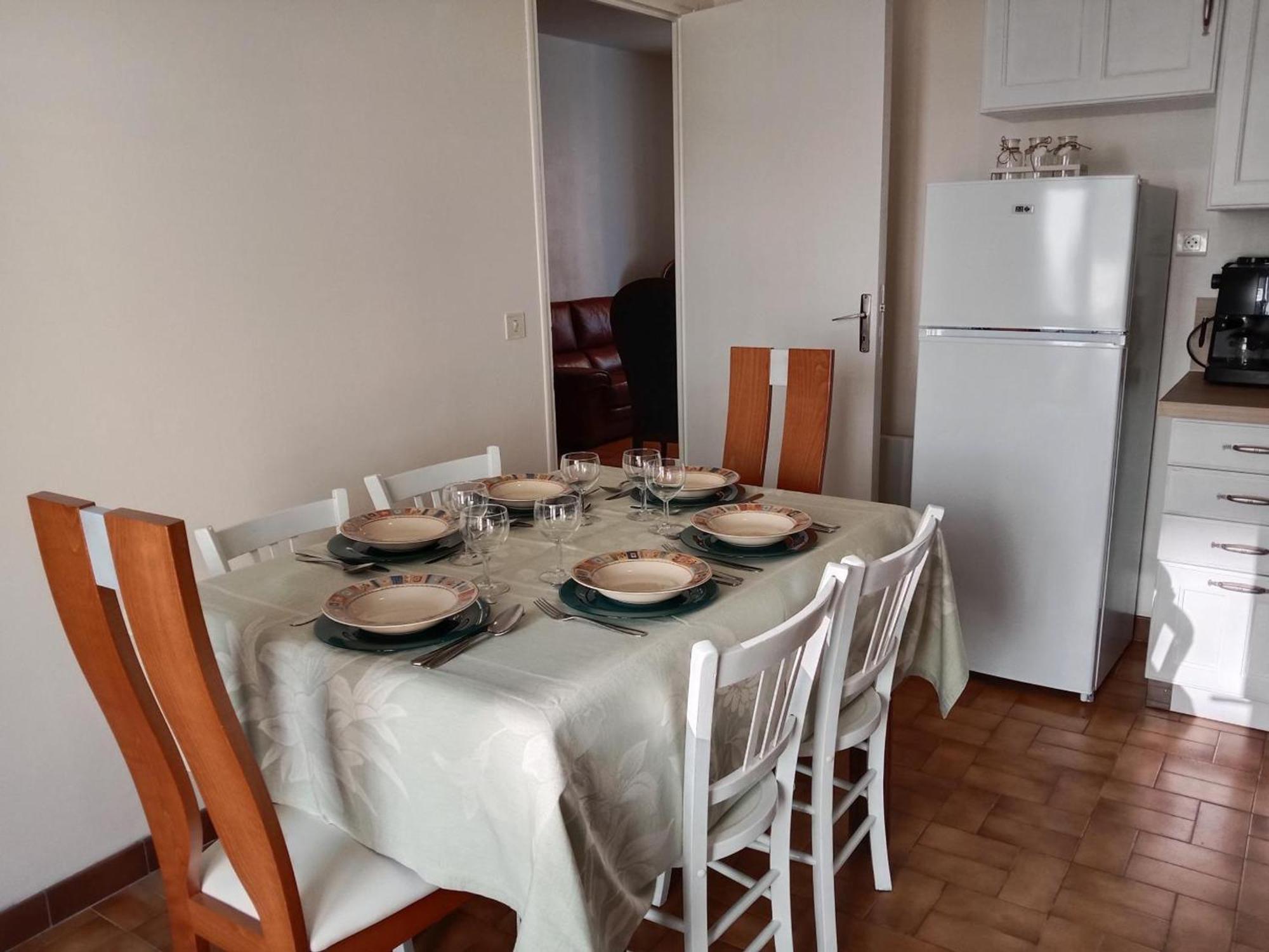 Maison Renovee Proche Vichy : 3 Chambres, Cour Fermee, Tout Inclus, Ideal Curistes Et Activites Naturelles - Fr-1-489-481 Белерив-сюр-Алие Екстериор снимка