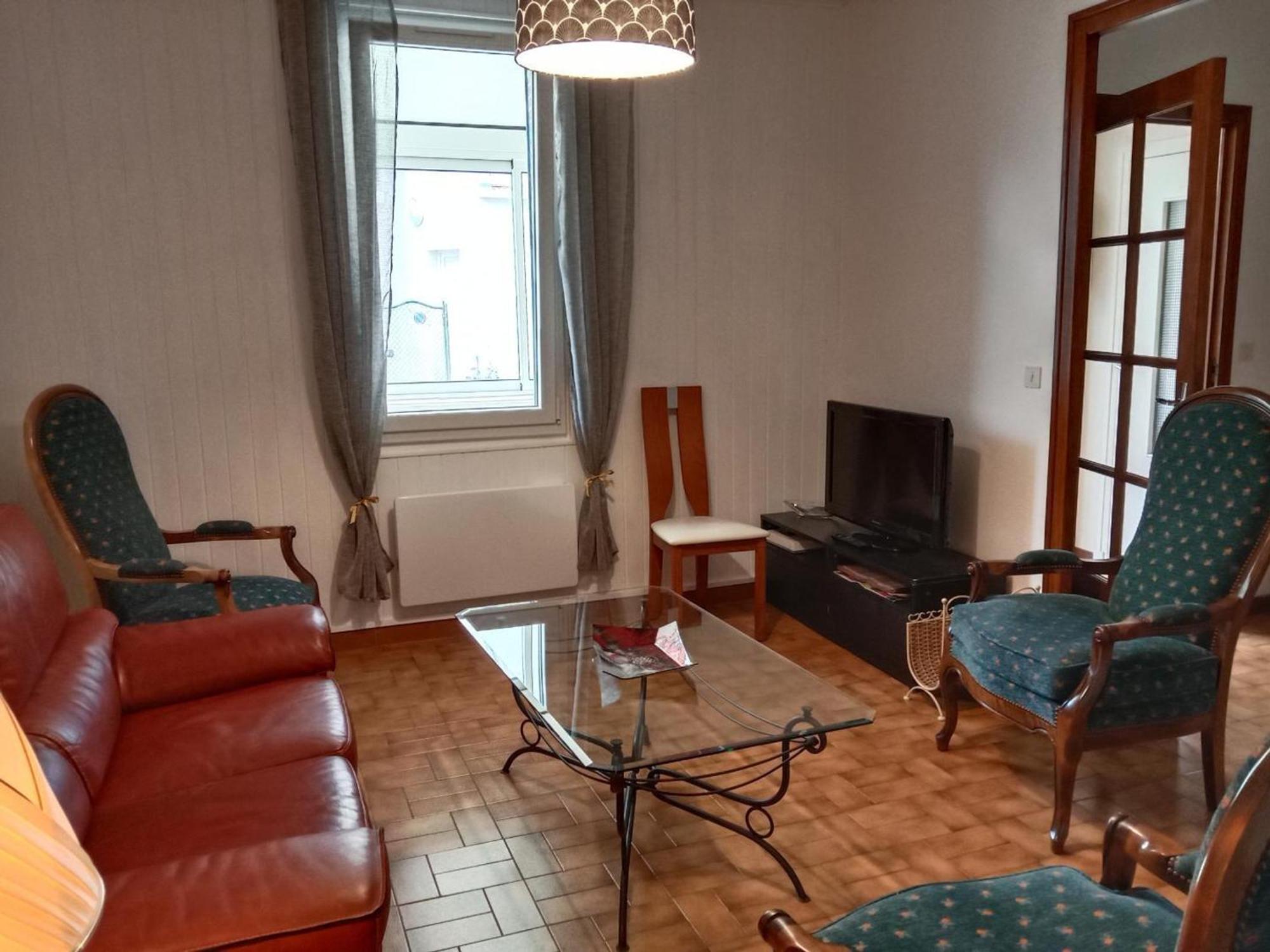 Maison Renovee Proche Vichy : 3 Chambres, Cour Fermee, Tout Inclus, Ideal Curistes Et Activites Naturelles - Fr-1-489-481 Белерив-сюр-Алие Екстериор снимка